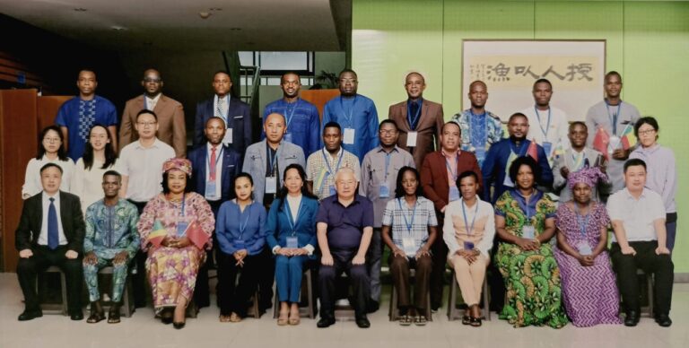 Distrikan’i Jiangsu – Province Wuxi, Repoblika entim-bahoaka ny Chine : Fikaonan-doha ho fampiroboroboana ny sehatry ny fihariana anaty rano ho an’ireo firenena Afrikanina miteny frantsay na « Séminaire sur la promotion de l’Aquaculture pour les Pays Africains Francophones »