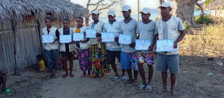 Kaominina Ambanivohitra Antsohimbondrona, Distrikan&rsquo;Ambilobe, Faritra DIANA. Fampiofanana ireo polisin-drano hanamafy ny fanarahamaso sy fiarovana ireo  harena voajanahary eny ifotony.