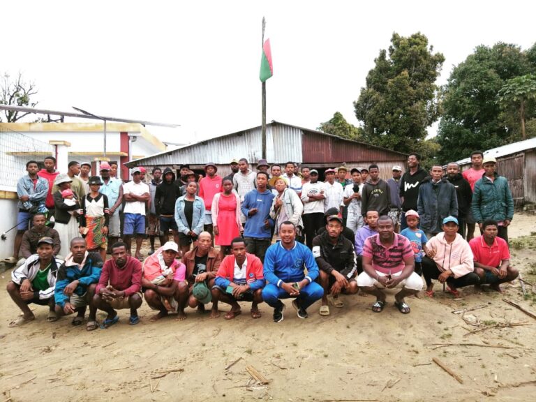 Kaominina Ambanivohitra Manambolosy, Distrikan’i Mananara-Nord, Faritra Ambatosoa, Fampiofanana sy Fampahafantarana ny Lalàna Mifehy ny Mpanjono madinika.