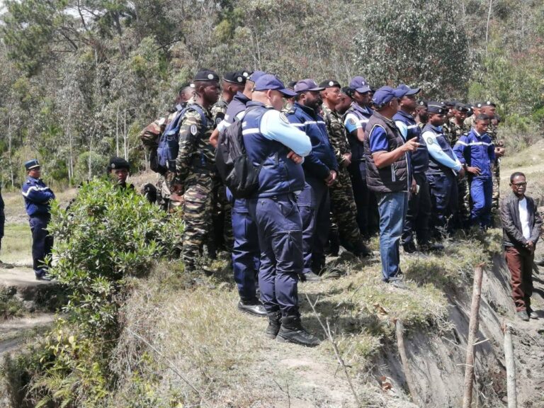 Sekoly Ambonin&rsquo;ny Zandarmariam-pirenena (ESGN) Moramanga,  Distrikan&rsquo;i Moramanga Faritra Alaotra-Mangoro.Sekoly Ambonin&rsquo;ny Zandarmariam-pirenena (ESGN) Moramanga,  Distrikan&rsquo;i Moramanga Faritra Alaotra-Mangoro.