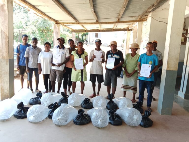 Kaominina ambonivohitra Soanierana Ivongo, Distrikan’i Soanierana Ivongo, Faritra Analanjirofo : Fizarana zana-trondro sy sakafo trondro hoan’ireo tantsaha.