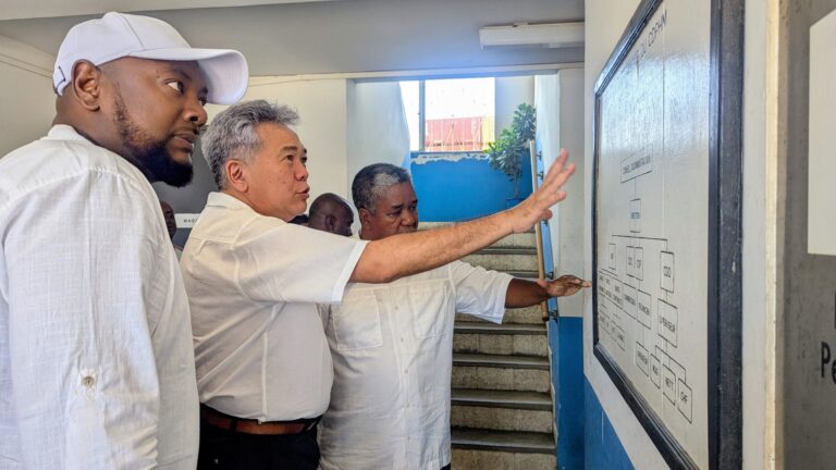 𝗙𝗜𝗧𝗦𝗜𝗗𝗜𝗛𝗔𝗡’𝗔𝗧𝗢𝗔 𝗠𝗜𝗡𝗜𝗦𝗜𝗧𝗥𝗔 𝗧𝗔𝗢 𝗠𝗔𝗛𝗔𝗝𝗔𝗡𝗚𝗔, 𝗙𝗔𝗥𝗜𝗧𝗥𝗔 𝗕𝗢𝗘𝗡𝗬